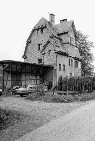 Bahnhof (Bahnhof, Massivmauerwerk, Fachwerk); Hatzfeld, Hainstraße 32