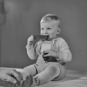 Porträt in Groß Lubolz. Anscheinend Erich Rinkas Verwandte. Porträt eines Jungen.