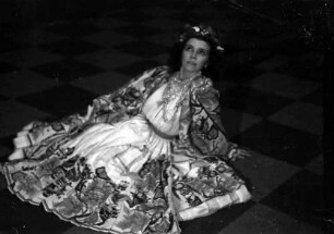 Bukarest: Oper, Mercedes Pavelic tanzt "Kroatische Tänze"