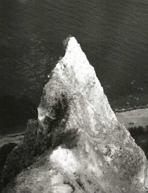 Jasmund. Wissower Ufer an der Ostseeküste, Kreidekliff. Große Wissower Klinken vom Hochufer