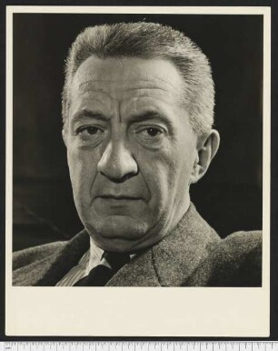 Porträtaufnahme Aleksandr F. Kerenskij