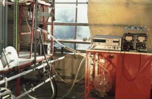 Fotografie: Informationstechnik, Melkstand, Milchmengenmessgerät, Messtechnik, Labortest