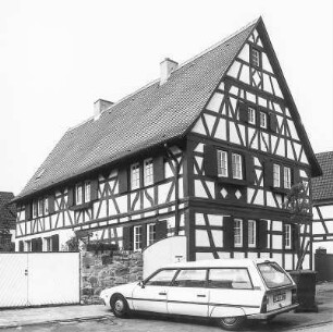 Fachwerkwohnhaus; Mühlheim, Pfarrgasse 12