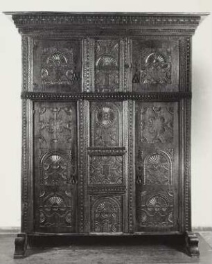 Schrank