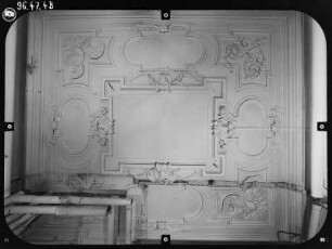 Eisenberg. Schloß Christiansburg (1677-1692; C. W. Gundermann). Decke