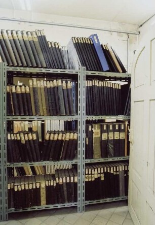 Sächsische Landesbibliothek - Staats- und Universitätsbibliothek Dresden. Zentralbibliothek (ehem. Landesbibliothek). 3. Obergeschoss. Abteilung Benutzung, Magazin : Dresden-Neustadt, Marienallee 12. Sächsische Landesbibliothek - Staats- und Universitätsbibliothek Dresden. Zentralbibliothek (ehem. Landesbibliothek). 3. Obergeschoss. Abteilung Benutzung, Magazin