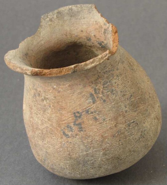 Clay vessel