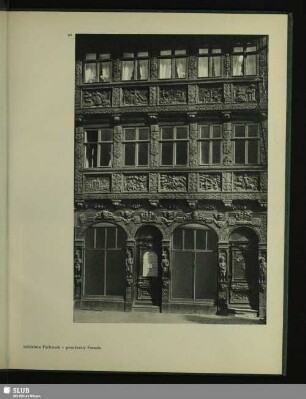 92 Prunkvolle Fassade