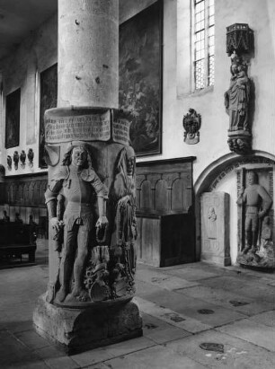 Doppelgrabmal des Hans von Peulendorf (gestorben 1504) und seiner Frau Margarethe, geborene von Enheim (gestorben 1496)