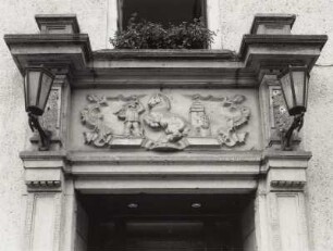 Relief mit Roß