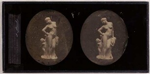 Venus-Statue mit Cupido