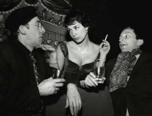 Örtlich wieder Schläge!: Dieter Hallervorden, Marie-Luise Schiemer, Wilfried Herbst