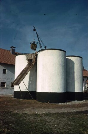 Fotografie: Lagertechnik, Silo, Hochsilo, Hochbehälter monolitisch, Greiferanlage