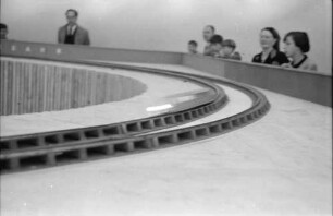 München: Leitschienenbahn-Modell