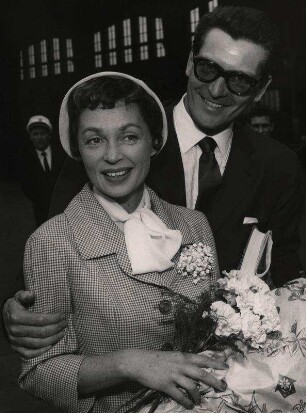 Lilli Palmer und ihr Ehemann Carlos Thompson