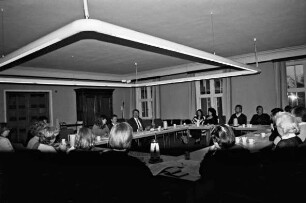 Tagung der Stormarner Archivarinnen und Archivare in Bad Oldesloe im Sitzungssaal D 132