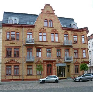 Wittenberge, Johannes-Runge-Straße 6, Theodor-Körner-Straße 7