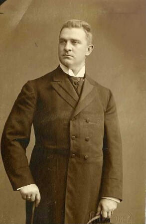 Gura, Hermann (1870-1944?)