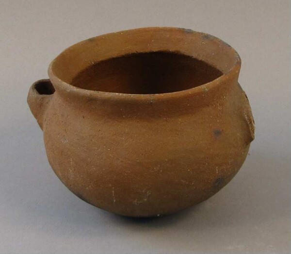 Clay vessel