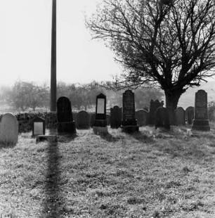 Jüdischer Friedhof; Butzbach, Über dem Riedborn