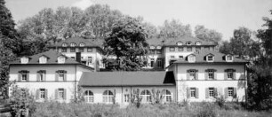 Ehemaliges Kurhaus; Flörsheim, Alleestraße 2, Alleestraße 6, Alleestraße 4