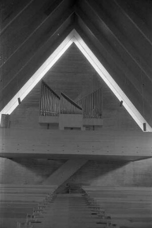 Einweihung der neuen Orgel für die Emmauskirche in der Waldstadt.