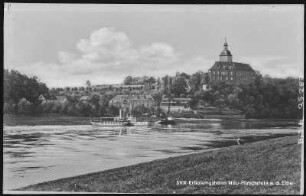 Hirschstein. Schloss mit Elbe und Dampfer