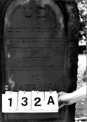 Grabstein 132A
