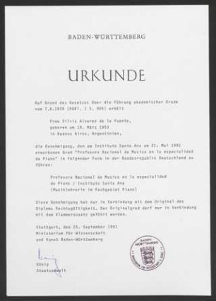 Wichtige Zeugnisse / Wichtige Dokumente : Urkunde: Genehmigung zum führen des in Argentinien erworbenen akademischen Grades in Deutschland, Piano