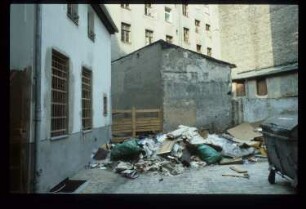 Diapositiv: Dresdener Str. 19, 1983