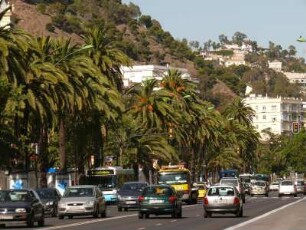 der Prachtboulevard Paseo del Parque verläuft parallel zum Hafengebiet
