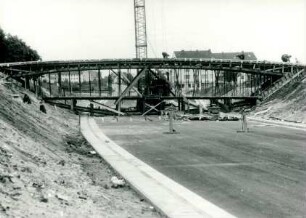 Fußgängerbrücke, 1966