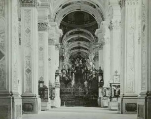 Katholische Stadtpfarrkirche Sankt Martin & Ehemalige Jesuitenkirche zum Namen Jesu und Kolleg