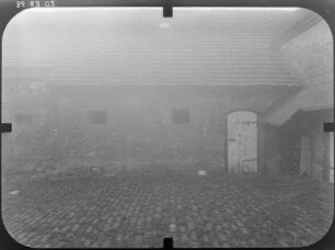 Großräschen, Dorfstraße 9. Gehöft. Hofansicht