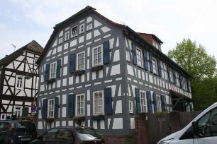 Fachwerkwohnhaus; Langen, Obergasse 9