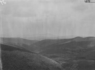 Berglandschaft : Die bergige Landschaft Ruandas