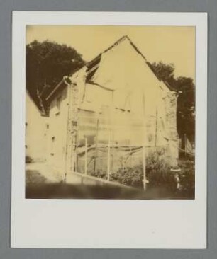 Sicherung eines Hausgiebels durch zusätzliches Mauerwerk