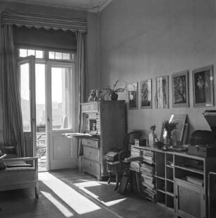Raum in Karl Theodor Gremmlers Atelierwohnung am Kurfürstendamm
