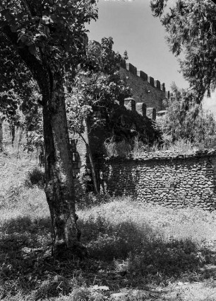 Ruinen in Aksum : Gemäuer einer antiken Ruine in Aksum