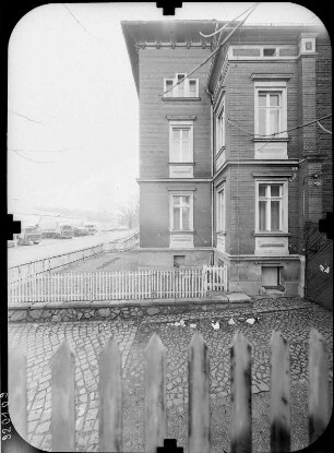 Görlitz, Dr.-Kahlbaum-Allee 22. Wasserheil- und Badeanstalt "Freisebad" (1887). Seitenfront (Teilansicht)