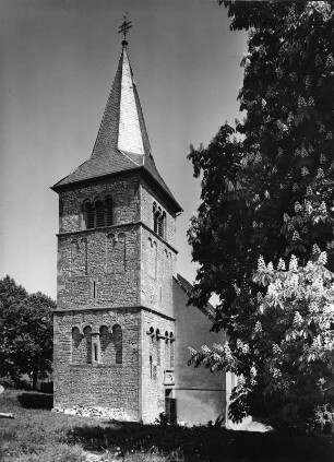 Stetten Donnersbergkreis. Pfarrkirche Heilige Dreifaltigkeit (1101/1200). Turm