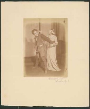 Bruno Decarli als Percy und Grethe Volckmar als Lady Percy in "König Heinrich IV." (1.Teil) von William Shakespeare. Dresden: Schauspielhaus, Neueinstudierung 06.05.1926