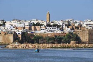 Kasbah in Rabat : Blick auf das Minarett in der Kasbah von Rabat, aufgenommen am 06.11.2008