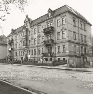 Dresden-Plauen, Nöthnitzer Straße 34, 32 und 30.
