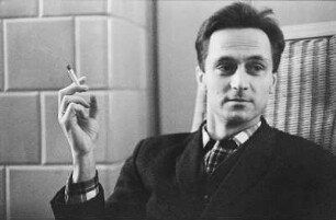 Porträt Siegfried Thiele (geb. 1934; Komponist, Hochschulprofessor). Fotografie von Evelyn Richter, Leipzig 1967