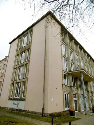 Dresden: Studentenwohnheim Güntzstraße 28/28a