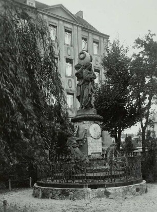 Frankfurt/Oder, Denkmal : Frankfurt/Oder. Denkmal für Herzog Leopold von Braunschweig