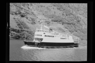 Fanaraaken, Bergen