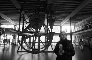 Freiburg im Breisgau: Kunstwerk "Radbühne" von Helmut Lutz im KG II
