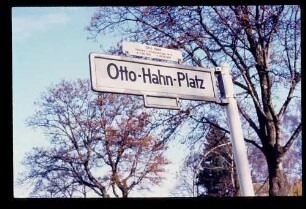 Otto Hahn-Platz 13.11.83.